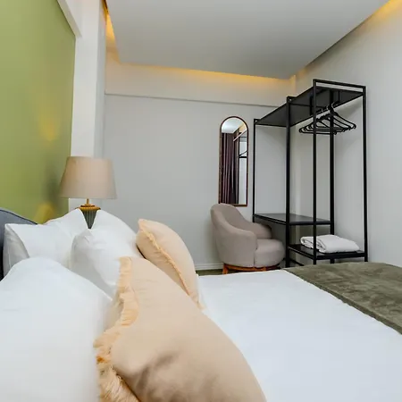 Apartamento Bosphorus View Gem - 3 Large Bedrooms - 2 Baths & Balcony In Prime Location Estambul