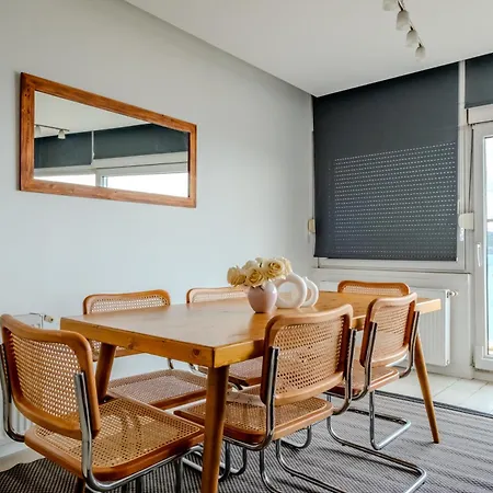 Apartamento Bosphorus View Gem - 3 Large Bedrooms - 2 Baths & Balcony In Prime Location