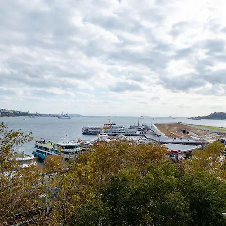 Bosphorus View Gem - 3 Large Bedrooms - 2 Baths & Balcony In Prime Location *