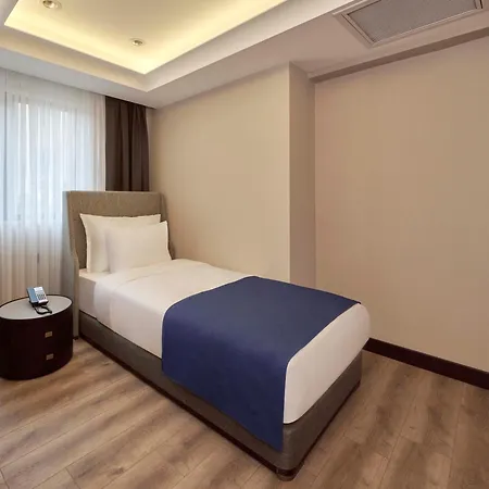 Ciragan Bosphorus 酒店 4*