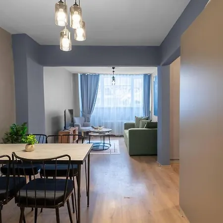 Modern And 3br With Patio In Besiktas Istambul