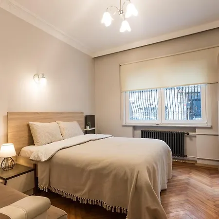 Апартаменты Stylish 1br Near Taksim & Bosphorus W Great Design