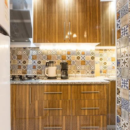 Stylish 1br Near Taksim & Bosphorus W Great Design Апартаменты Стамбул