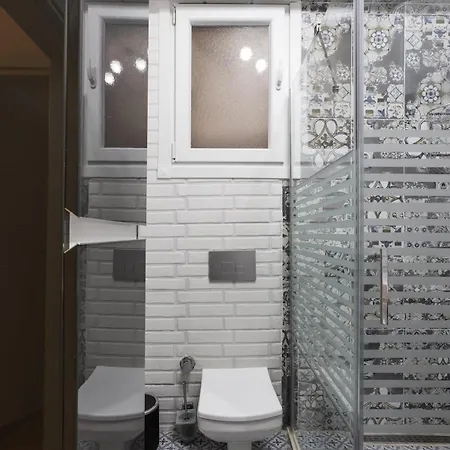 Stylish 1br Near Taksim & Bosphorus W Great Design * 伊斯坦布尔