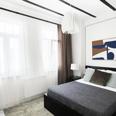 Istiklal Modern Flat - Steps From Galata Tower *