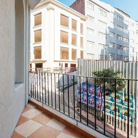 Chic Modern Flat W Balcony 5 Min To Taksim