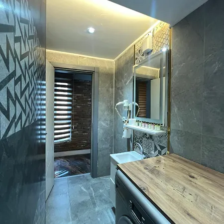 Se Group Corner Hotel *