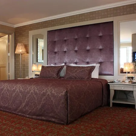 Dream Hill Business Deluxe Asia 4*