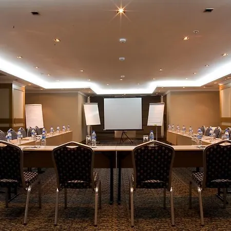 Dream Hill Business Deluxe Asia Hotel