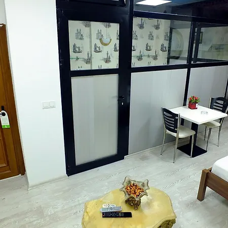 Kadikoy Port Hotel 2*