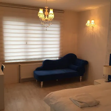 ايربورت ريزيدنس