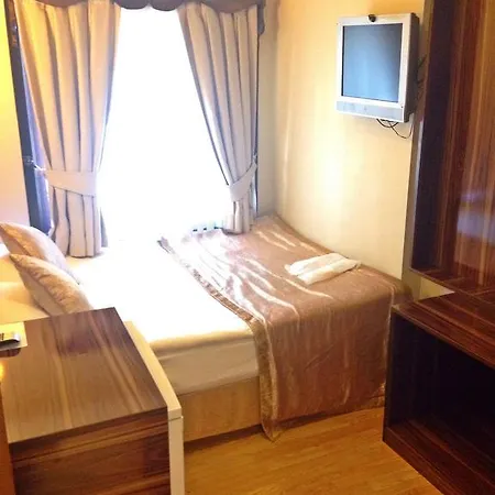 Гостевой дом Naz Wooden House Стамбул