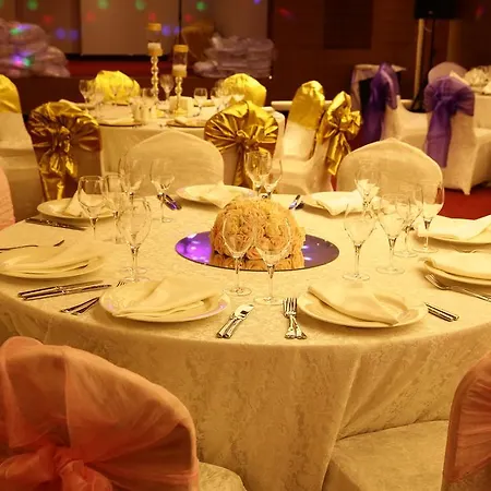 Atasehir Palace & Conference Hotel 4*