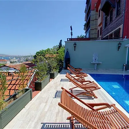 Hotel Hhk 4*