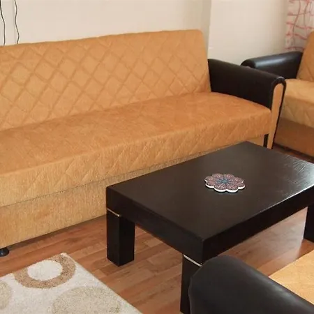 Caravan Palace Apart Aparthotel