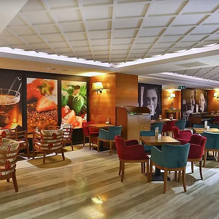 Hotel Park By Radisson Kavacik Istanbul