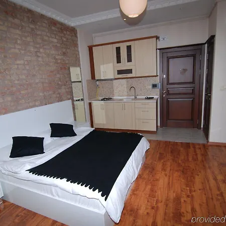 Aparthotel Fullhouse