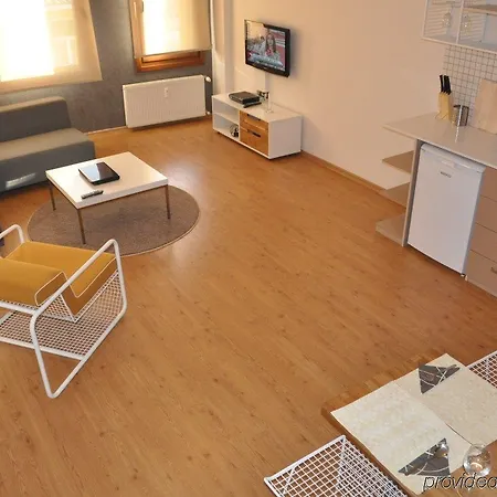 Aparthotel Fullhouse