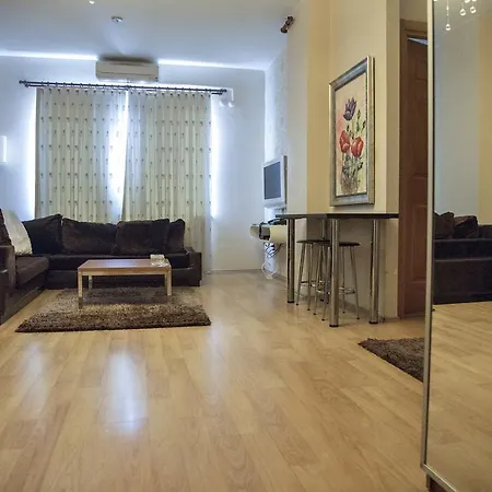 ايربورت ريزيدنس