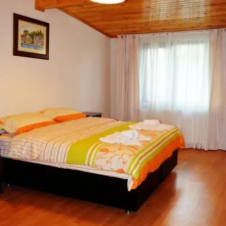 Hotel Taksim Guest