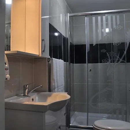 Lägenhet Serra Suites *