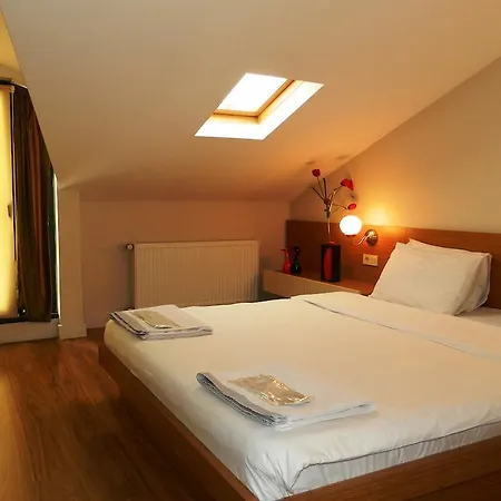 Apartment Taksim Premier *