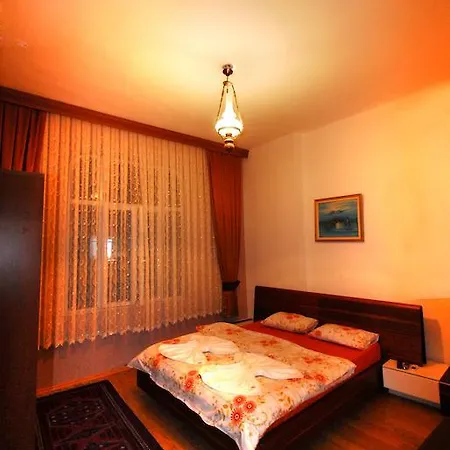 Hostel Station 34 *