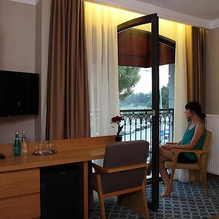 Hotel Tuzla Town