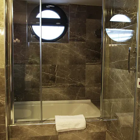 Hotel Tuzla Town 3*