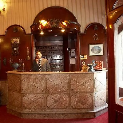 伦敦格兰酒店