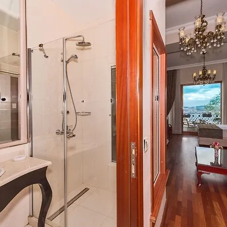 Suitel Bosphorus Taksim 2*