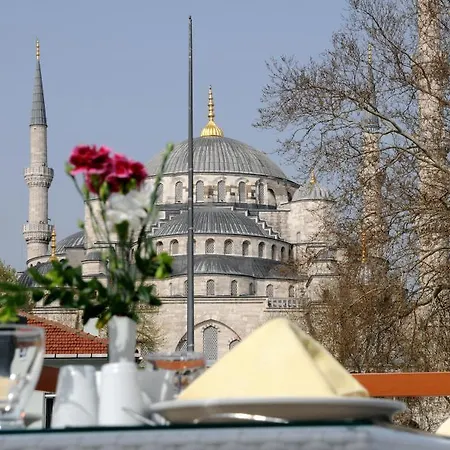 Sarnic Premier Hotel 4*
