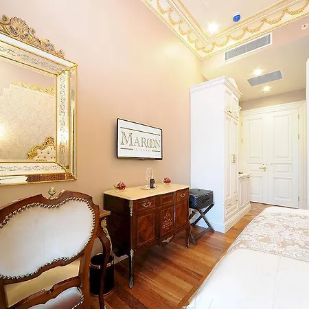 Maroon Bosphorus Hotell 5*