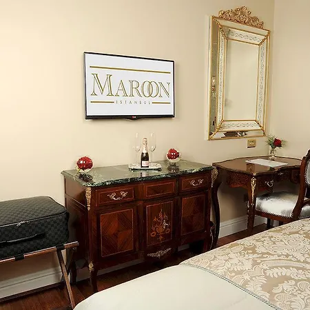 Maroon Bosphorus 5* Istanbul