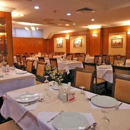 Otel Grand Hilarium