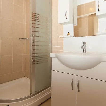 Karahan Aparthotel