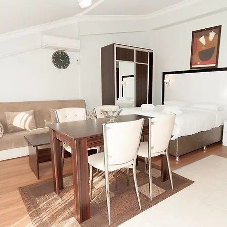 Karahan Aparthotel 2*