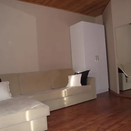 Fullhouse Aparthotel Istanbul