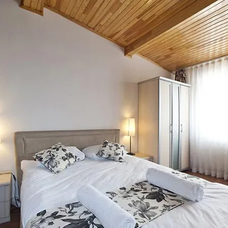 Adonis House Taksim Hotel