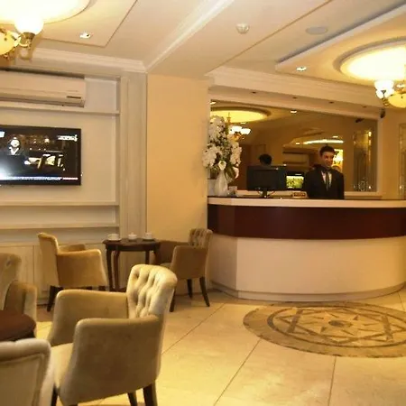 Bulvar Hotel 3*