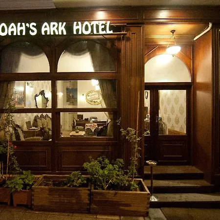 Hotell Noahs Ark 4*