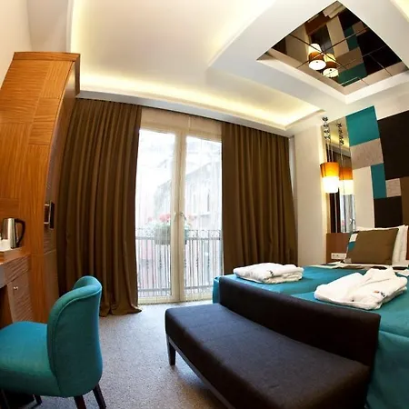 Collage Taksim 3* Istanbul