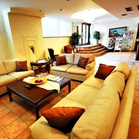 Golden Crown Hotel Estambul