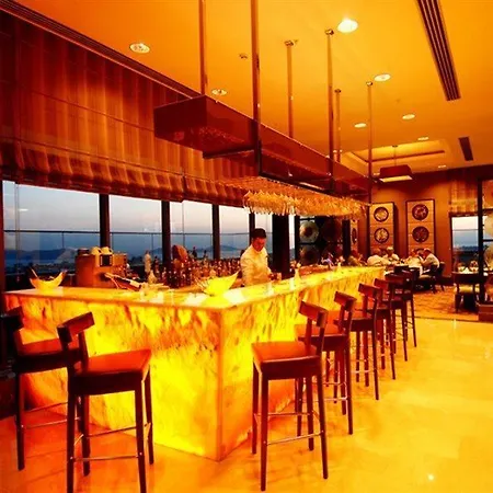 Titanic Business Kartal 5*