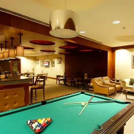 Titanic Business Kartal Hotel