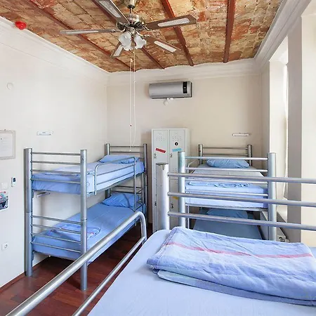 Rapunzel Hostel *