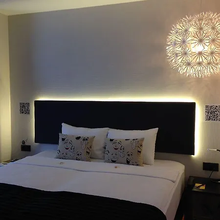 Tempo Airport Otel 3*