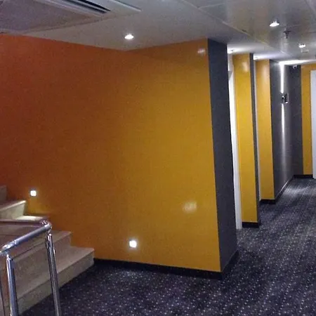 Tempo Airport Otel 3*