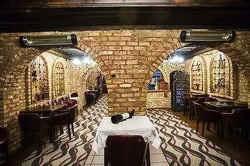 Golden Horn Hotel 3*
