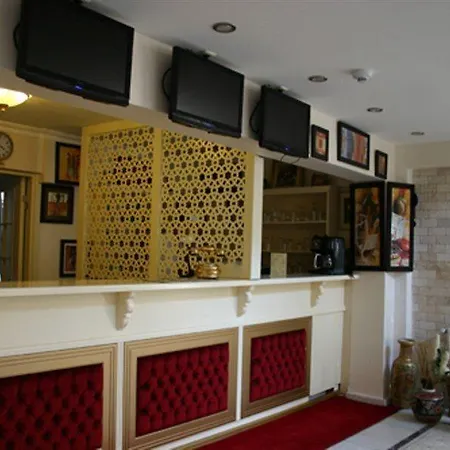 Otel Divas 3*